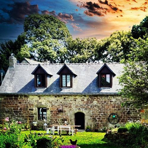 Chestnut - carbon neutral hotel in Unknown City