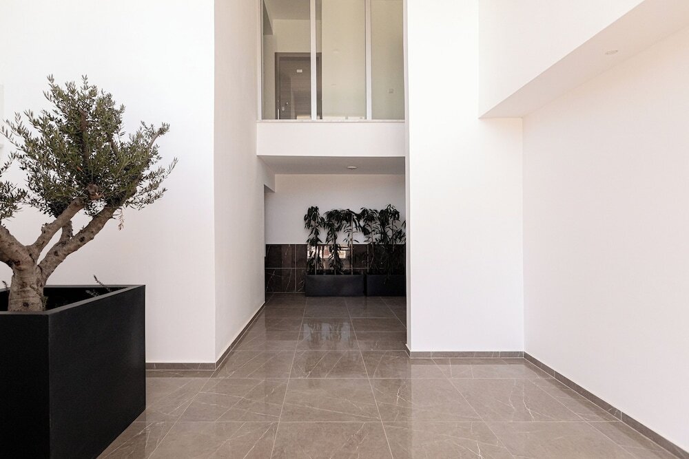 Yamas Urban Living Platinum 77 Apartments