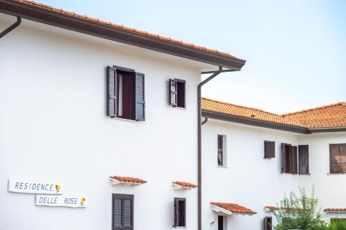 Delle Rose — 4-Star Luxury Hotel in Lido Di Jesolo, Italy