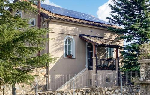 4 Bedroom Gorgeous Home In Satriano — 4-Star Luxury Hotel in Satriano, Italy