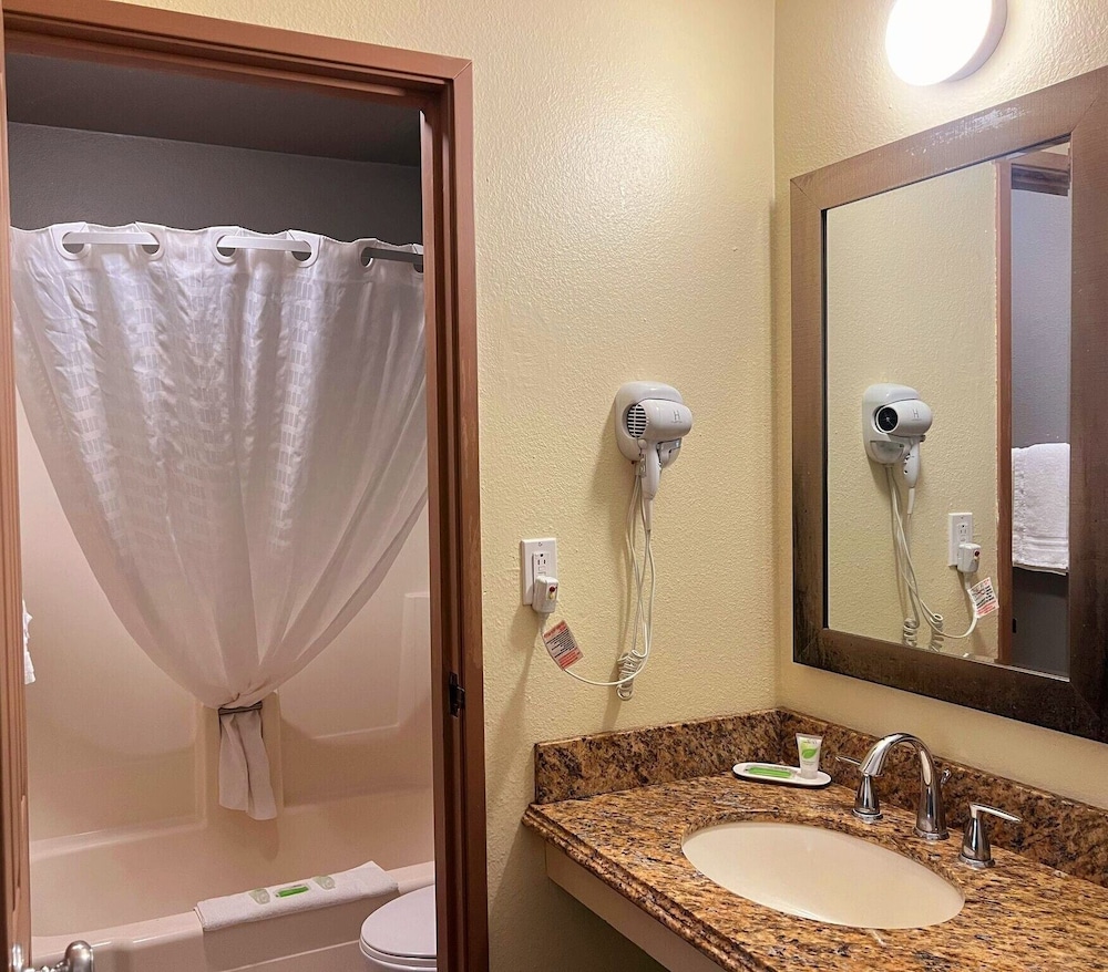 Rockview Hotel Castle Rock Downtown - photo 20