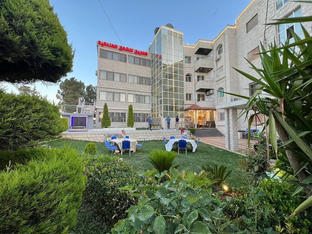 Alfarouq Hotel