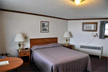 Lincoln House Motel Lincoln Maine - photo 5