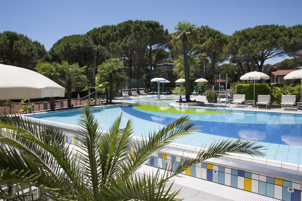 Hotel delle Nazioni — 4-Star Luxury Hotel in Lignano Sabbiadoro, Italy