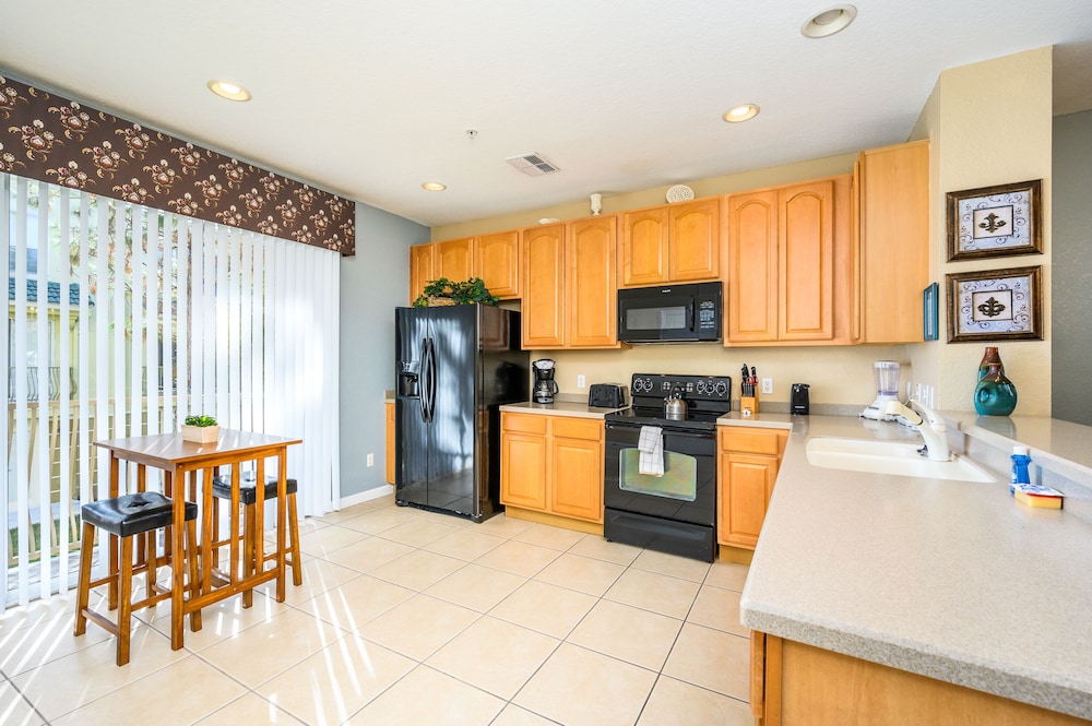 Vista Cay Resort Direct Townhomes by Millennium Management - photo 146