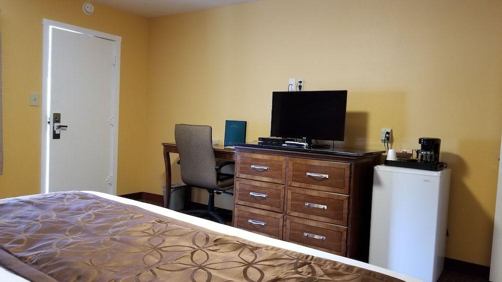 The Forks Motel - photo 21