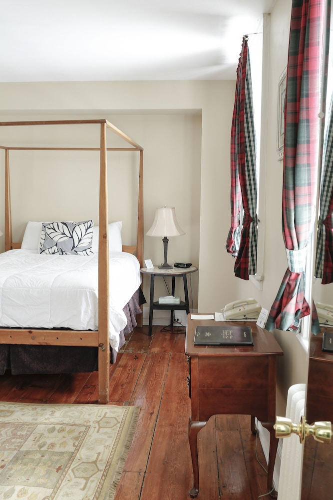 Beekman Arms and Delamater Inn - photo 7