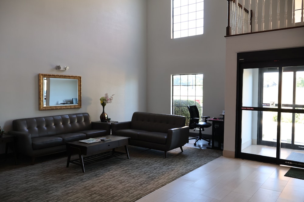 Namaste Inn & Suites Dawsonville - photo 4