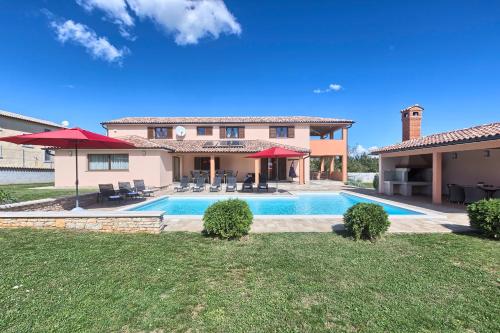 Villa Amber by Istra Vacation — 4-Star Luxury Hotel in Barban, Croatia