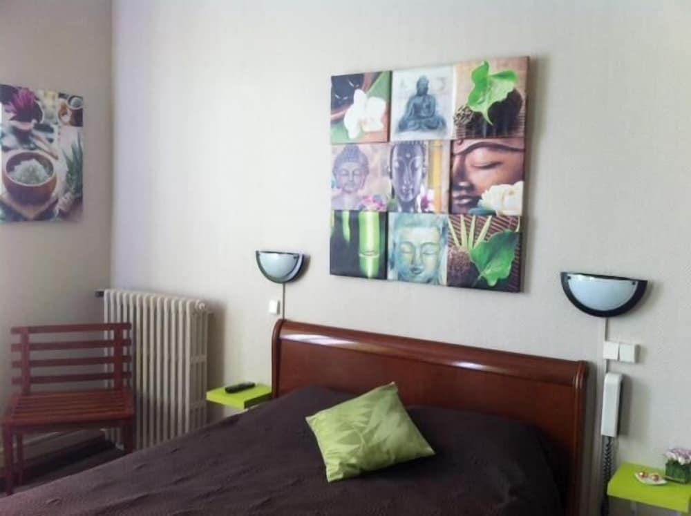 Hôtel Le Splendid in Troyes, France