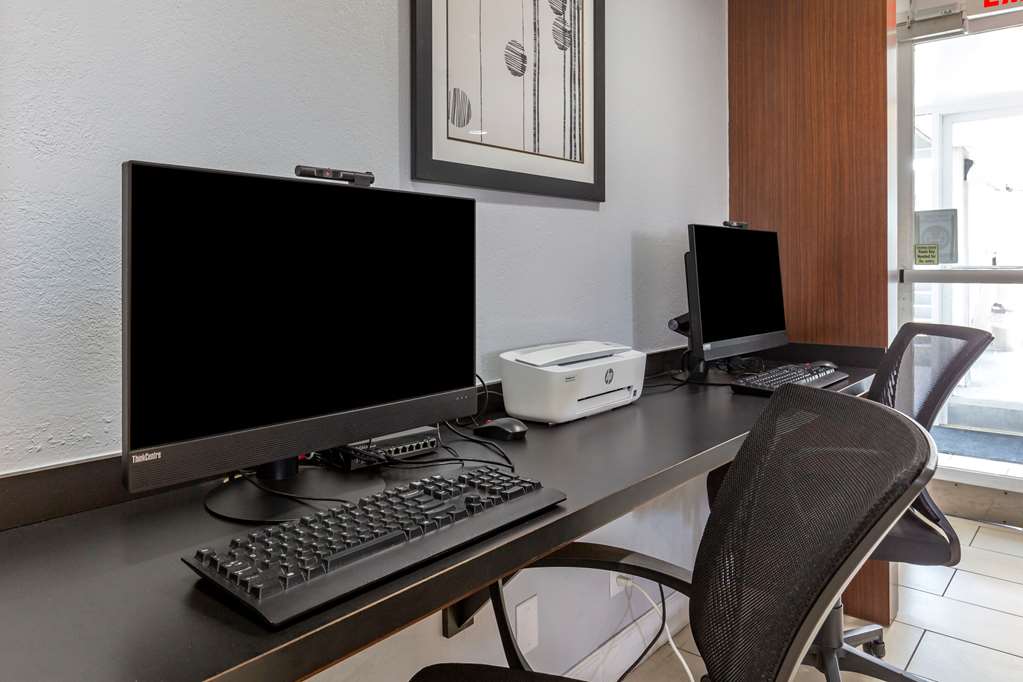 Quality Inn Fayetteville near Fort Bragg - photo 23