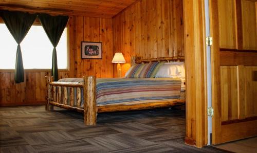 Boulder Inn - photo 9