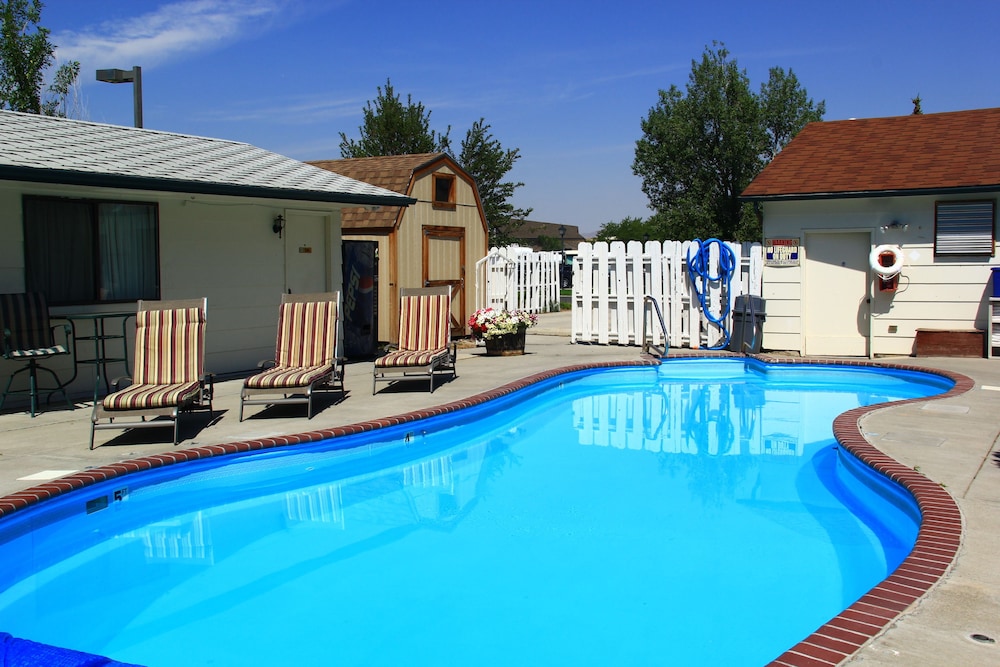 Sunrise Motor Inn - featured photo