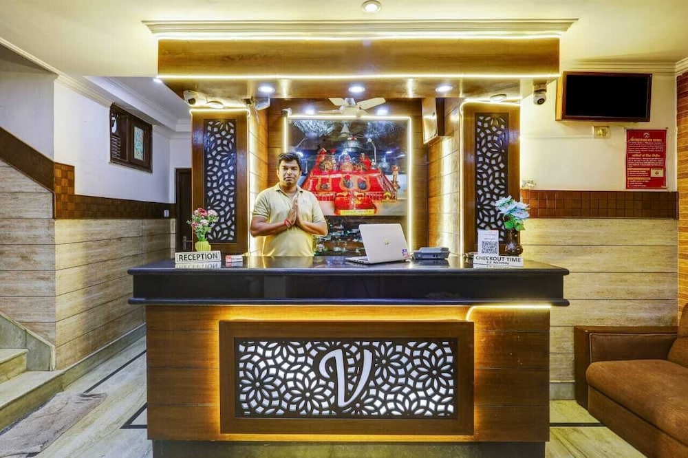 Hotel Vinayak Banganga Road Katra in Riasi, India