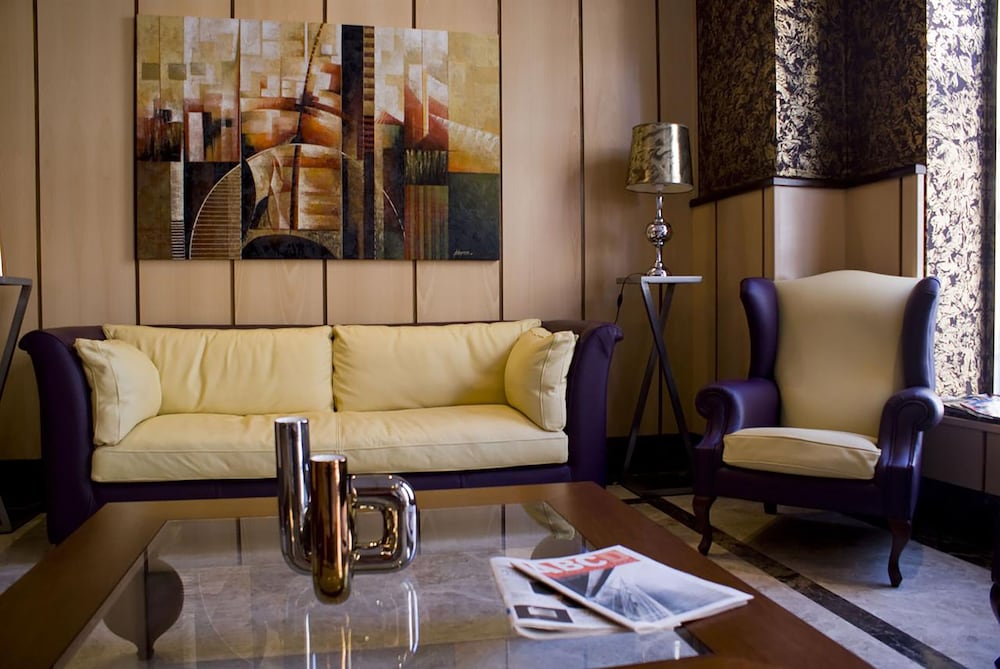 4C Puerta Europa - last minute hotel in Madrid