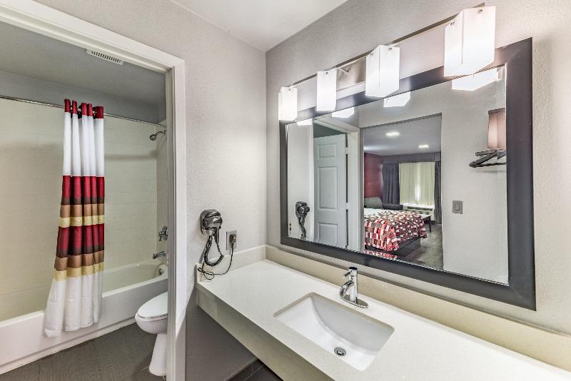 Red Roof Inn Dallas Mesquite Fair Park NE - photo 34