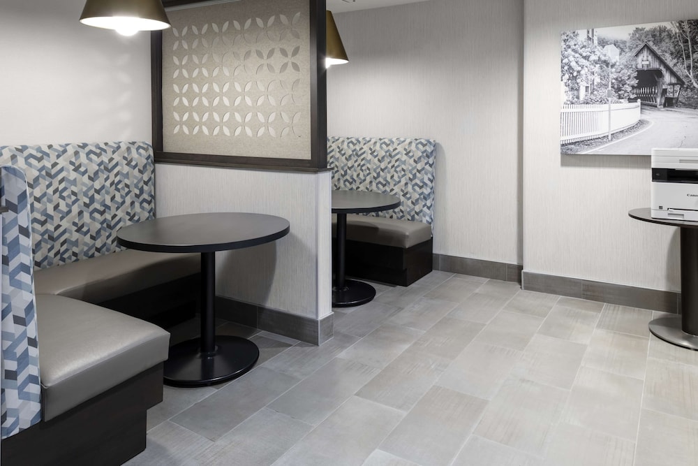 Hampton Inn Conyers - photo 56
