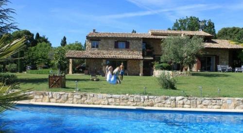 Mas au Coeur de la Provence Chambres d'hotes — 4-Star Luxury Hotel in Saint-Cannat, France