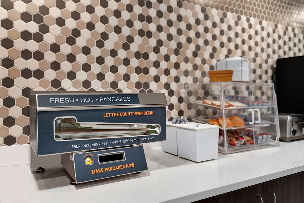 La Quinta Inn by Wyndham Birmingham Inverness - photo 25
