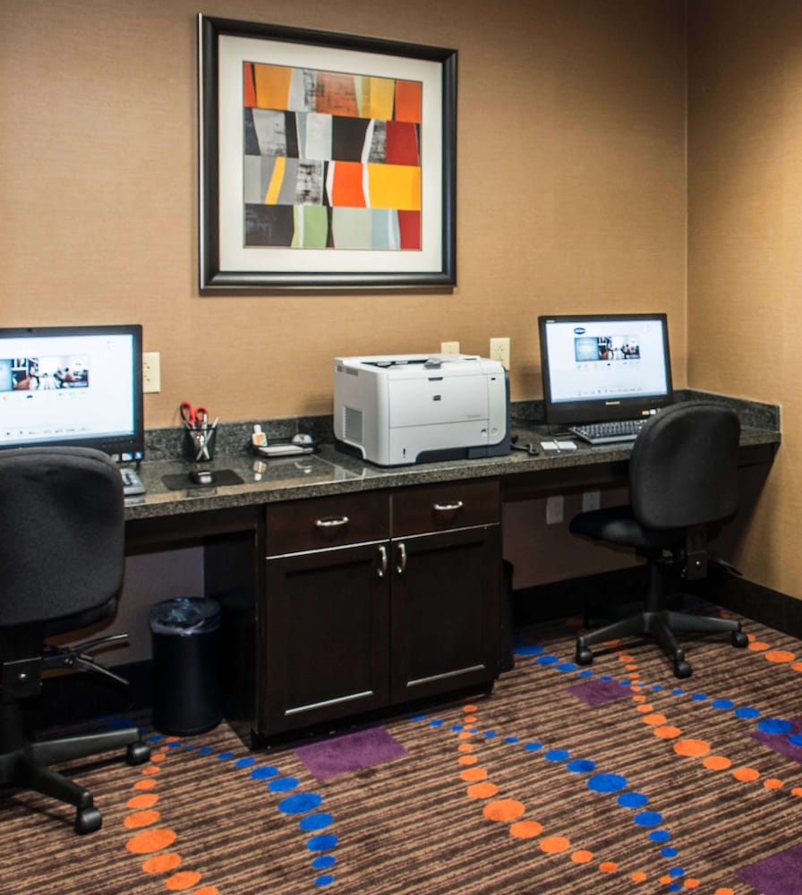 Hampton Inn Foley - photo 92