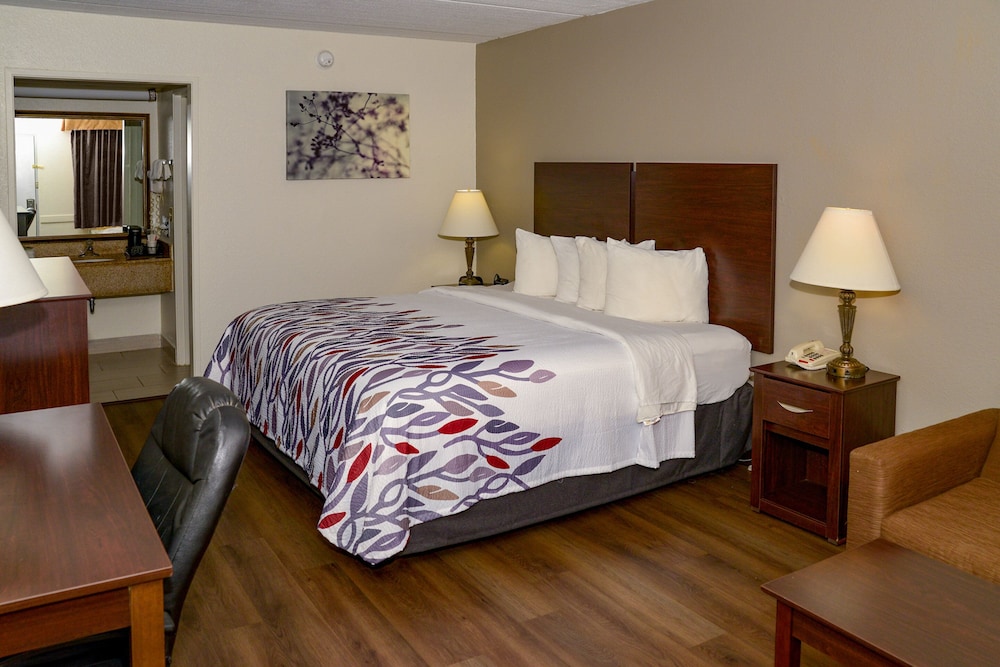 Quality Inn & Suites Tallahassee East I 10 - photo 8