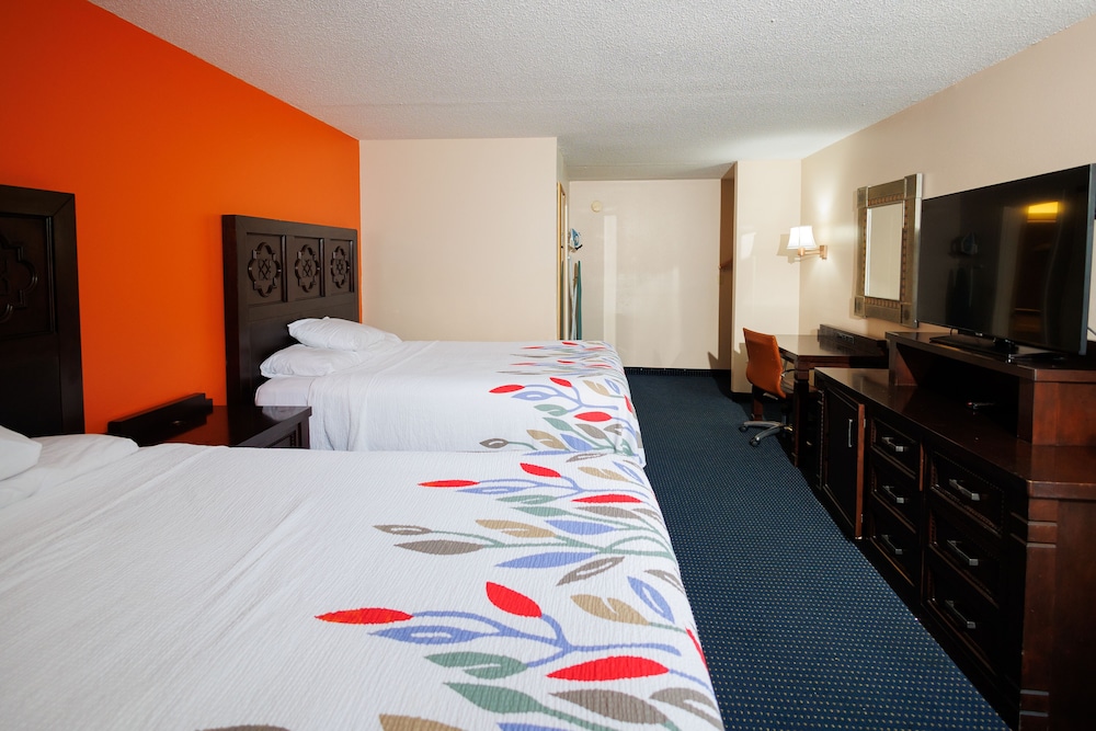 Garnet Inn & Suites Orlando - photo 37