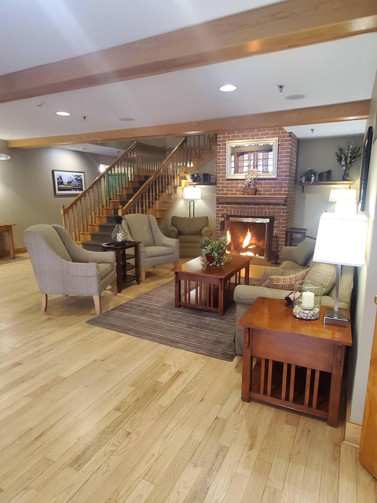 Country Inn at The Mall - photo 4