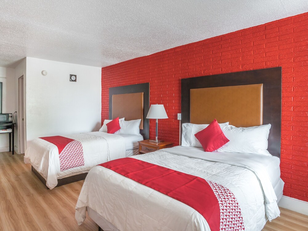 OYO Hotel Columbia SC West - photo 14