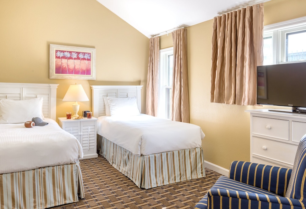 Club Wyndham Newport Overlook - photo 63