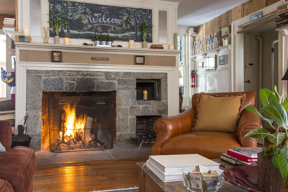 The Egremont Village Inn - photo 2