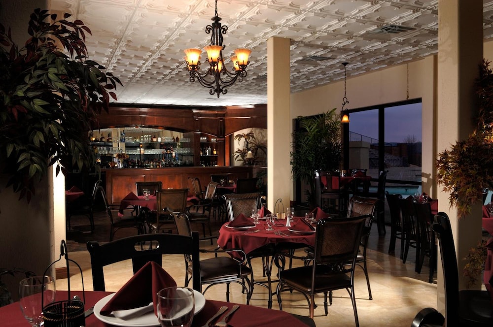 D'Monaco Luxury Resort - photo 48
