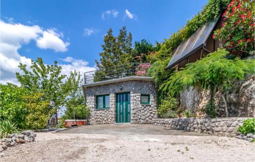 Pet Friendly Home In Marinici With Wifi — 5-Star Luxury Hotel in Marinici, Croatia