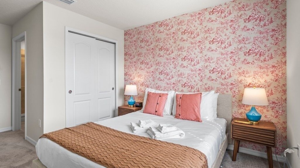 Fun For The Whole Family Townhome At Solterra Resort 5 Bedroom Townhouse by Redawning - photo 10