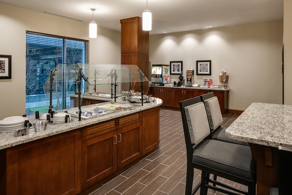 Staybridge Suites Des Moines Downtown by IHG - photo 19
