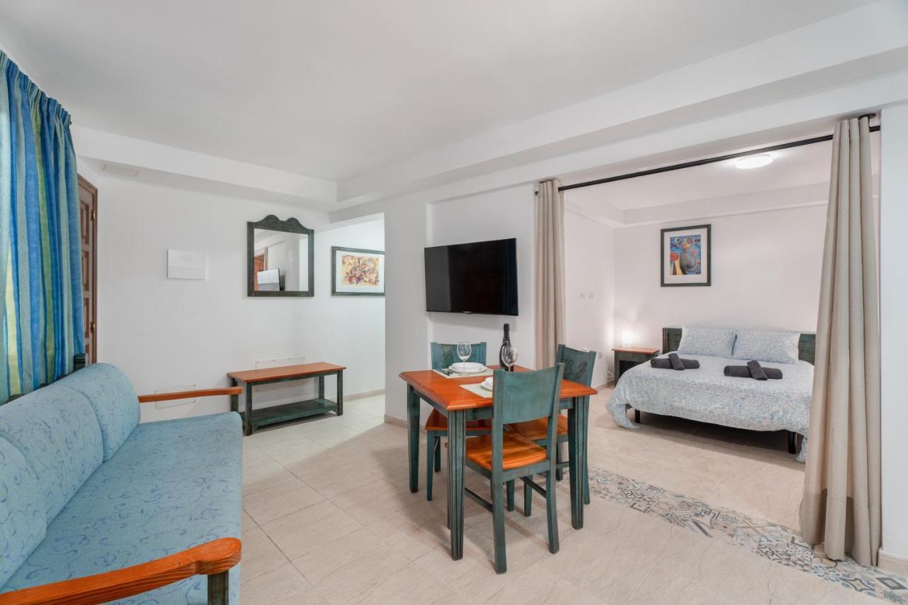Las Flores 1d — 4-Star Luxury Hotel in Adeje, Spain