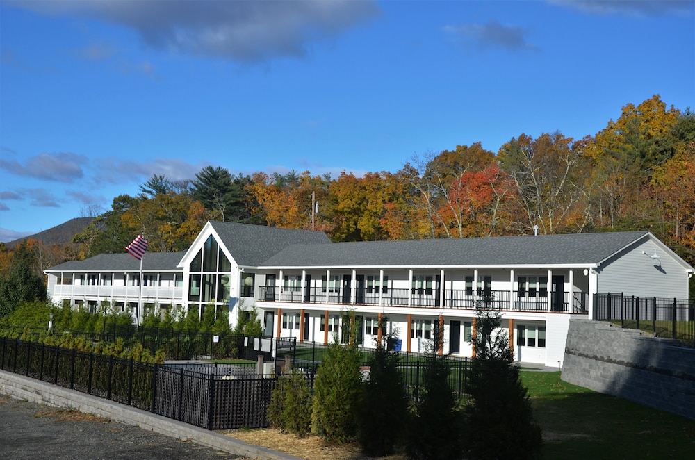 Hotel Dylan in Woodstock, United States