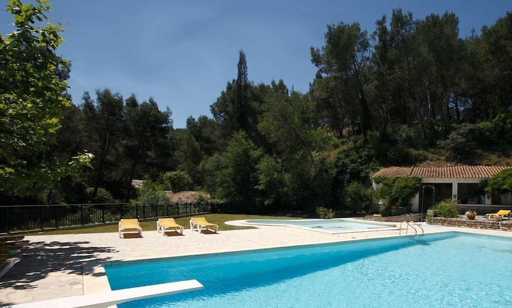 Hôtel Restaurant Robinson — hotel in Beaucaire