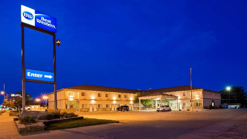 Baymont by Wyndham Huron SD - featured photo