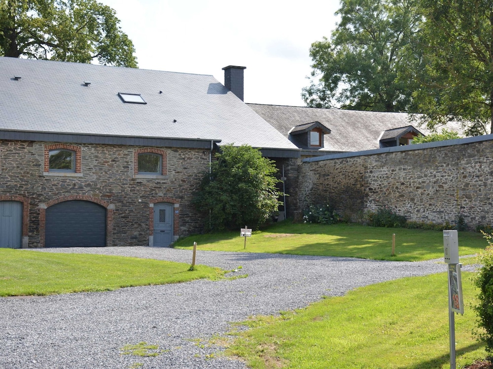 Beautiful Ardennes House in Quiet Area — 4-Star Luxury Hotel in Sainte-Ode, Belgium