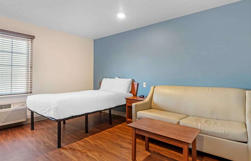 Extended Stay America Select Suites Colorado Springs Airport - photo 23