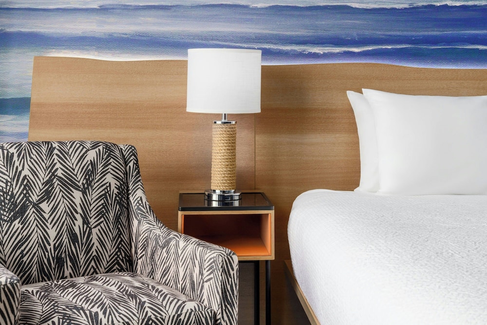 Courtyard by Marriott Oceanside Fort Lauderdale Beach - photo 9