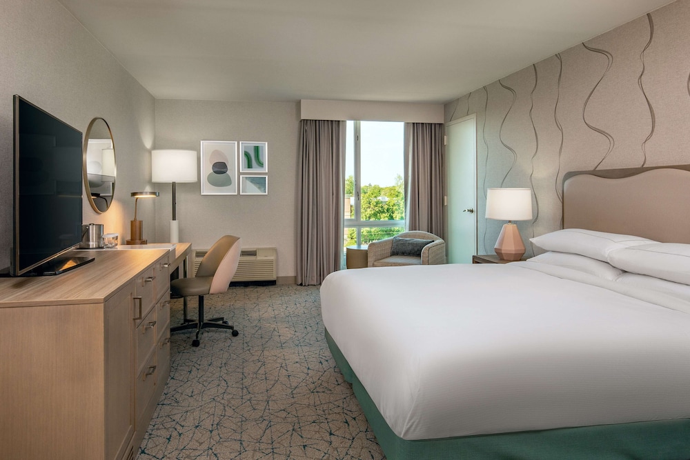 DoubleTree by Hilton Chicago North Shore Conference Center - photo 19