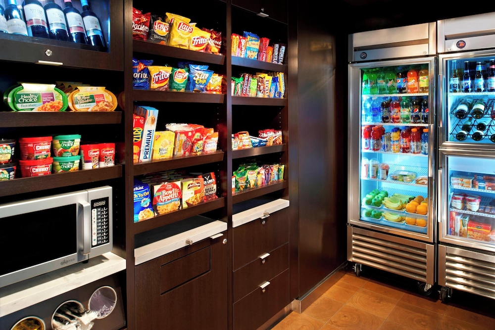 Courtyard by Marriott Detroit Warren - photo 18