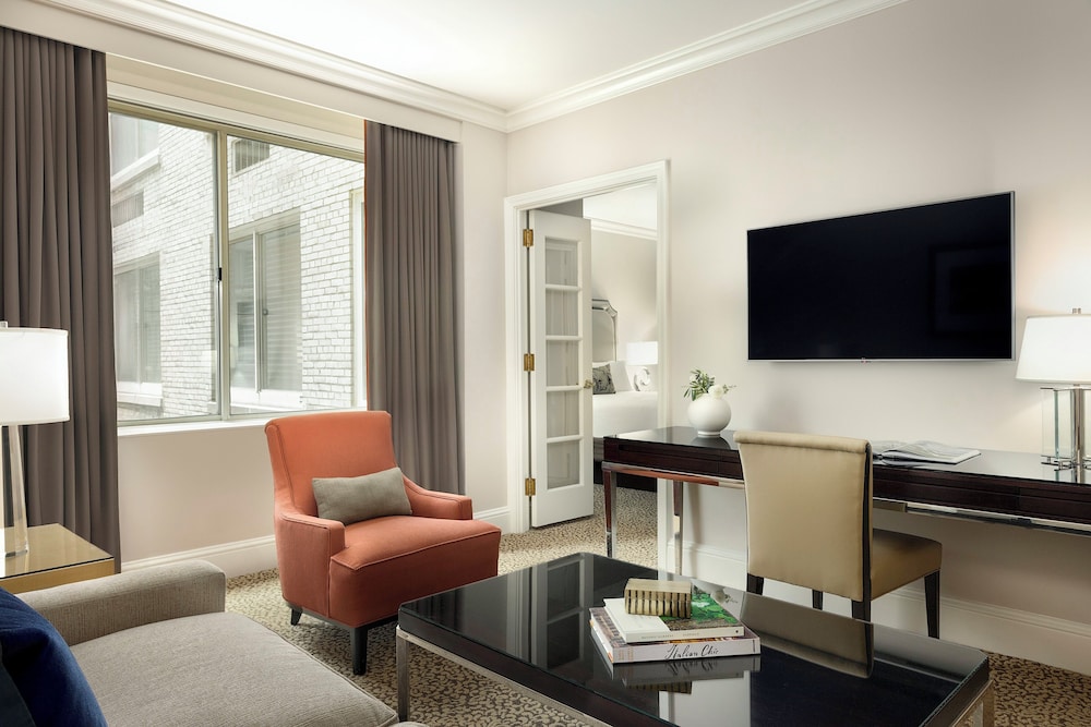 Omni Berkshire Place - photo 89