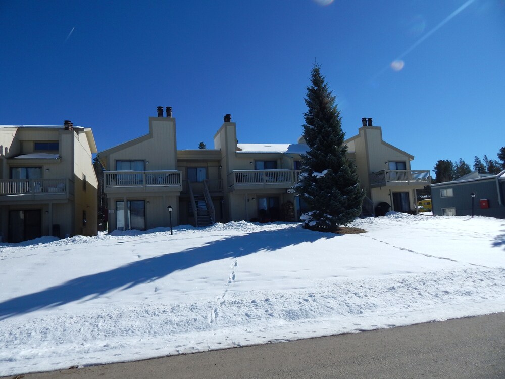Meadowridge Resort - photo 2