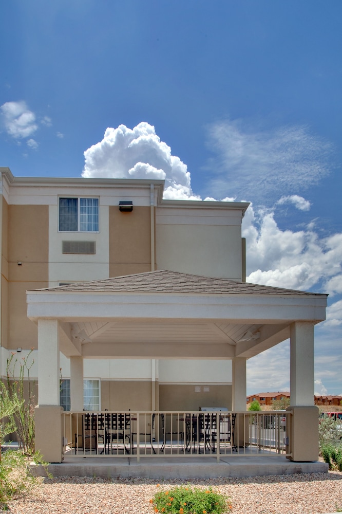 Candlewood Suites Nogales by IHG - photo 35