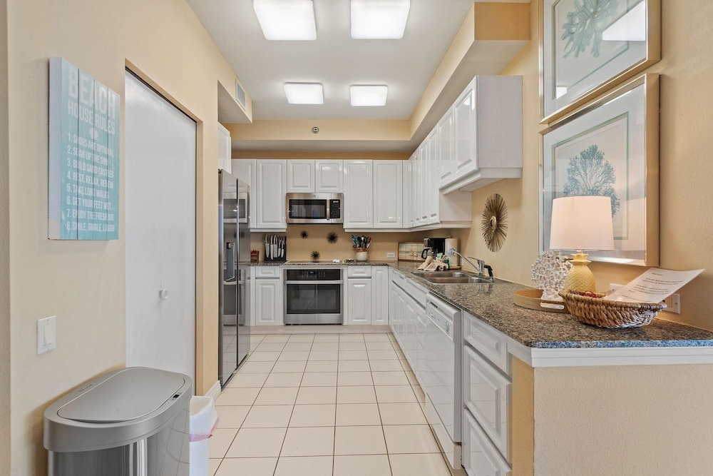 Beach Colony Tower Penthouse 17C - photo 9