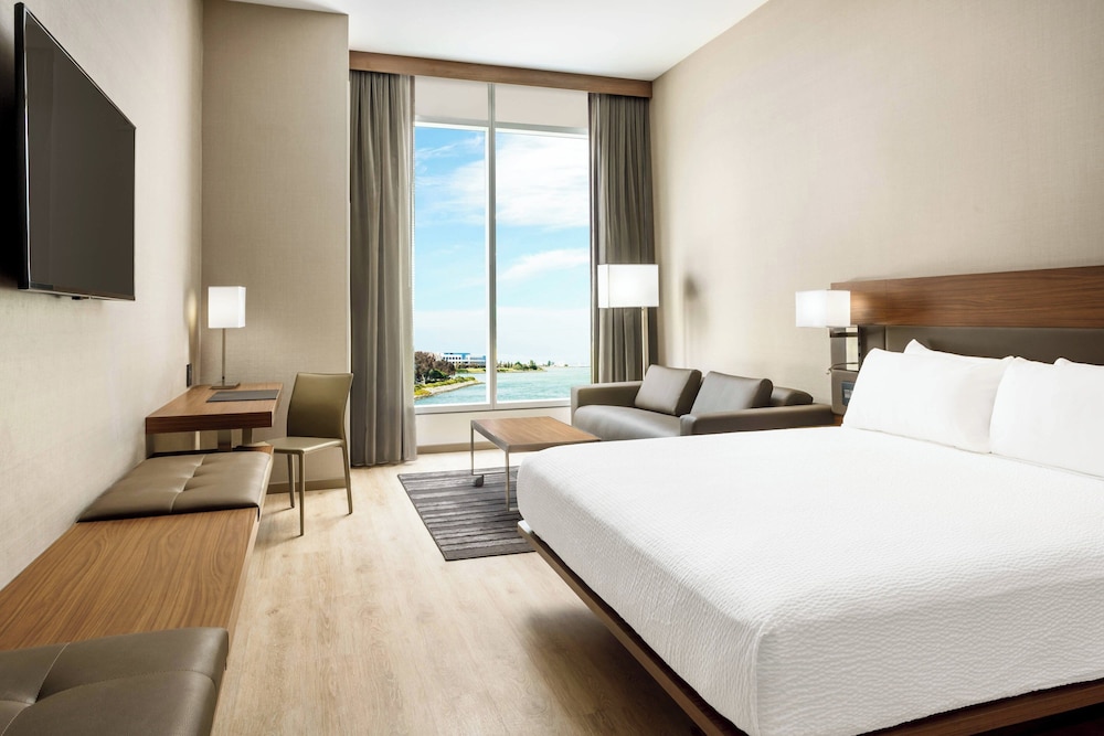AC Hotel by Marriott San Francisco Airport Oyster Point Waterfront - photo 15