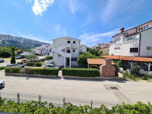 Apartman Mia — 4-Star Luxury Hotel in Baska, Croatia