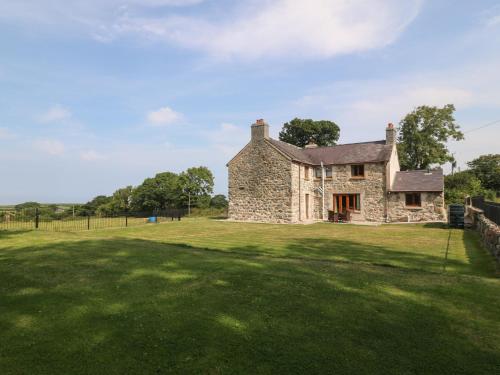 Y Berth Ddu Farmhouse — 4-Star Luxury Hotel in Caernarfon, United Kingdom